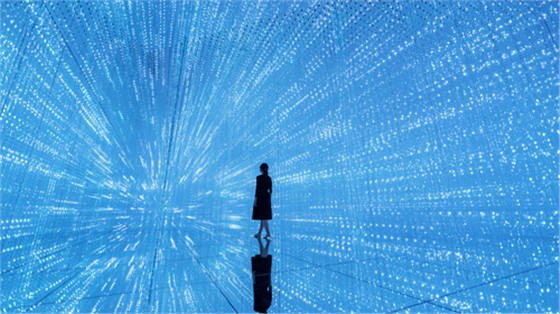 立標視野丨teamLab超自然空間，一場沉浸式的藝術盛宴